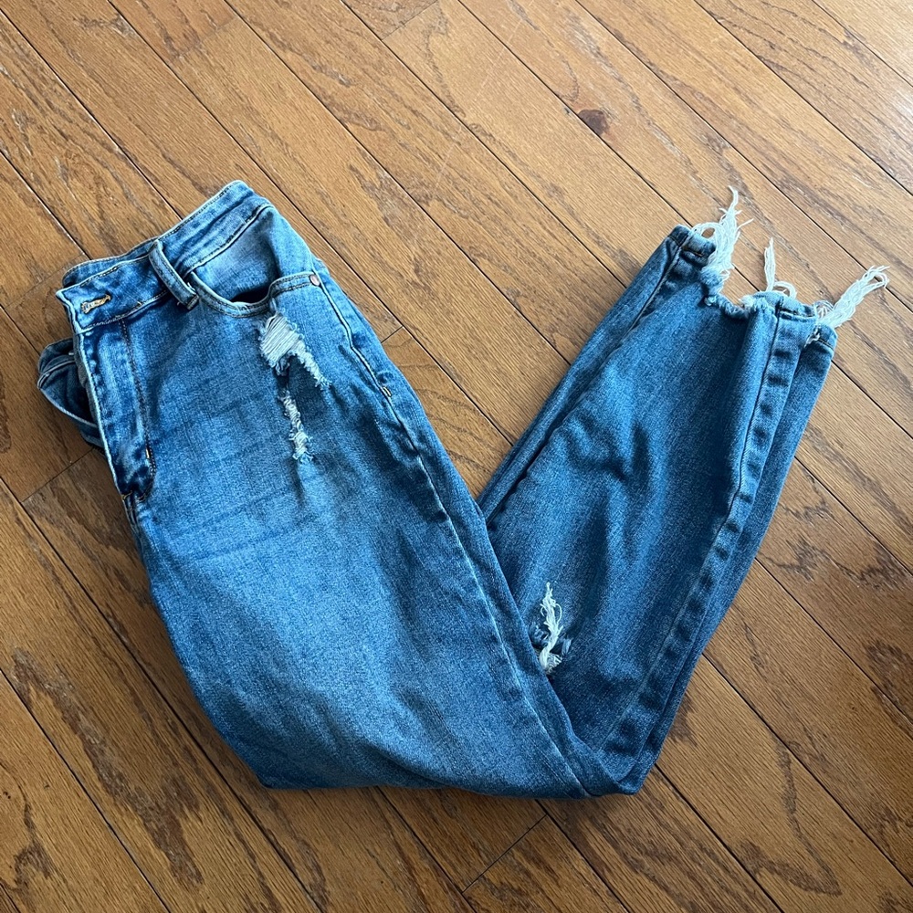 Judy Blue Distressed Slim Jeans